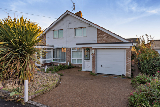 2-bed semi-detached on 2, Montcalm Close, Kettering, £210,000
