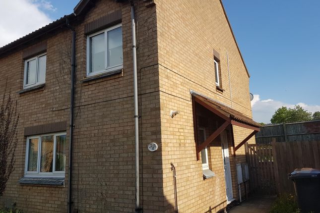Property to rent in Quernstone Lane, Northampton