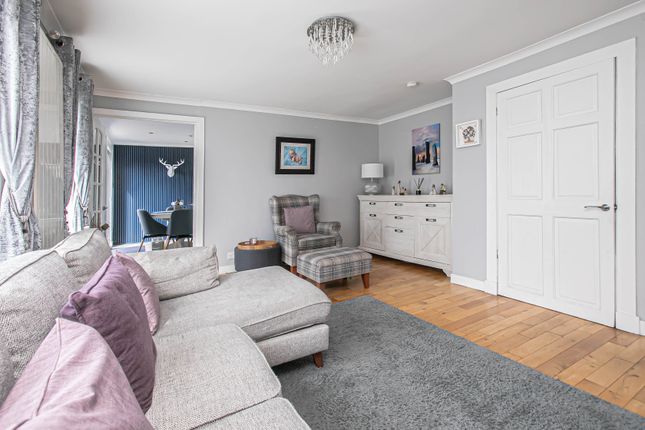 16, Pentland Court, Dalgety Bay photo 4