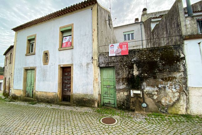 Terraced house for sale in Salgueiro Do Campo, Salgueiro Do Campo, Castelo Branco (City), Castelo Branco, Central Portugal