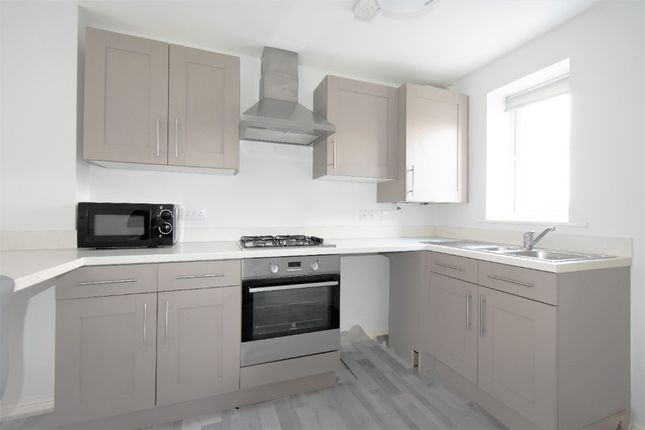 74, Grosvenor Road, Kingswood, Hull photo 2