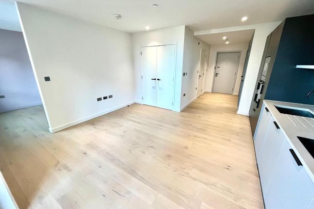 608 Purcell Apartments, 57 Chandlers Avenue, London photo 3