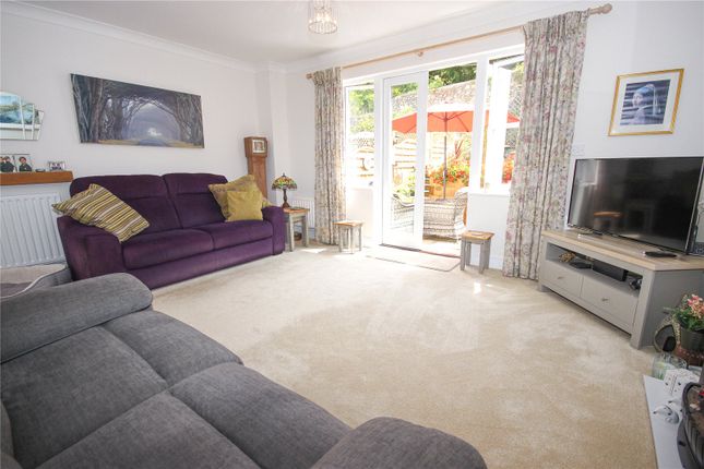 4, Queens Court, Devon photo 4