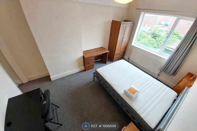 Semi-detached house to rent in Stanbury Avenue, Bristol