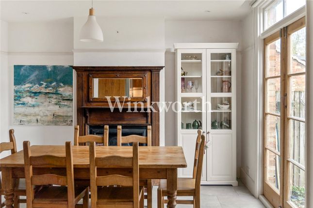 21, Sandringham Road, London photo 3