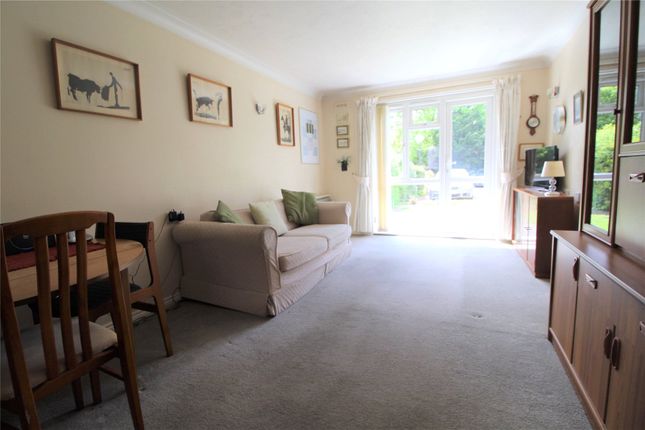 Flat for sale in Village Road, Enfield, Middlesex