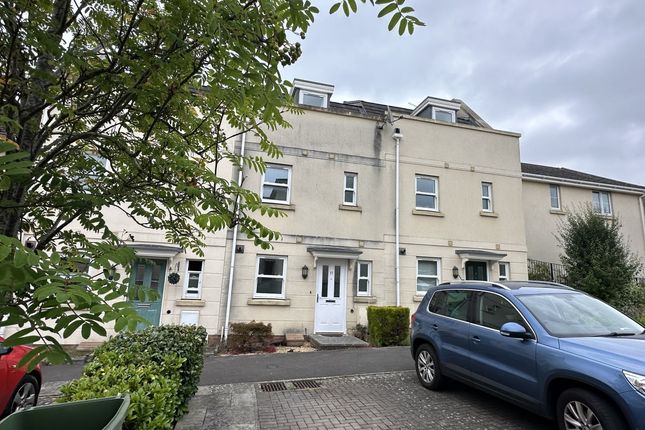 Terraced house to rent in Clearwell Gardens, Cheltenham