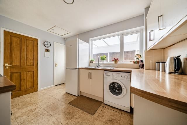 3, Lacy Way, Leominster photo 4