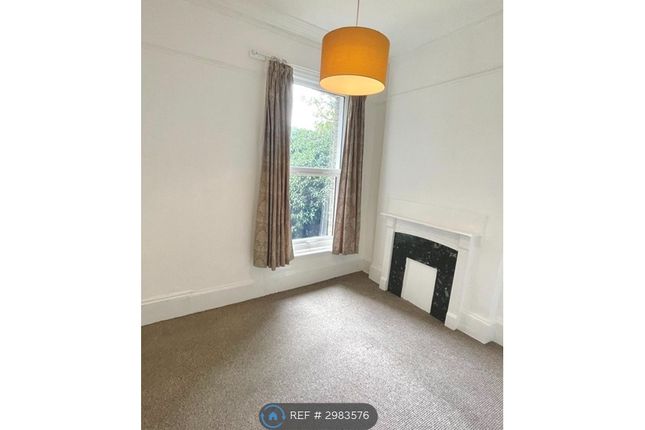 Woodside Road, Sutton photo 2