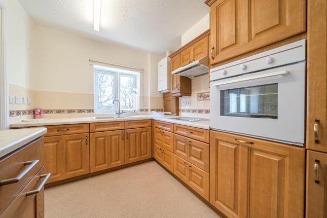 44, Minster Court, Lincoln photo 3