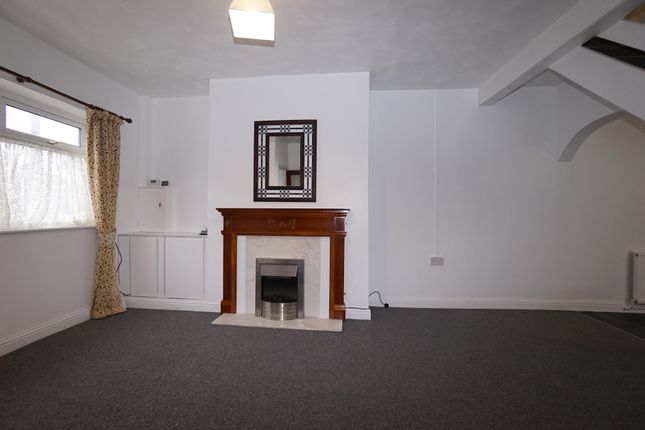 2, Moss Street, Springview, Wigan photo 4