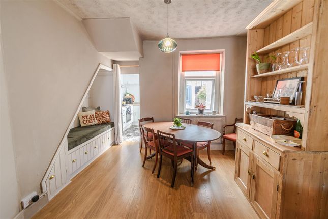 39, Richard Street, Barry photo 4