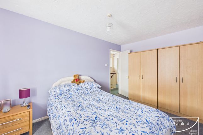 2 Trentham Close, Paignton photo 5