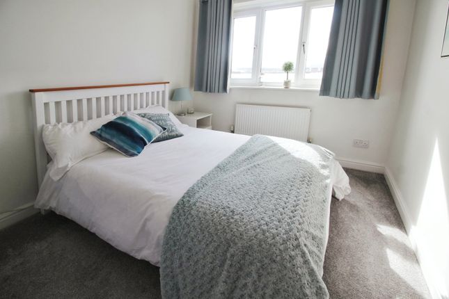 Flat to rent in South Ferry Quay, Liverpool, Merseyside