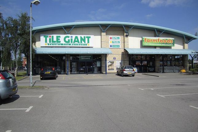 Retail premises to let in Unit 11, Valentine Retail Park, Tritton Road, Lincoln
