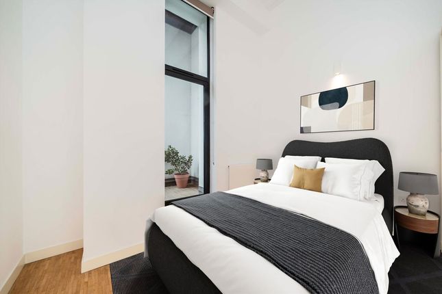 Flat 1, Sweeps Building, 34, Leather Lane, London photo 4