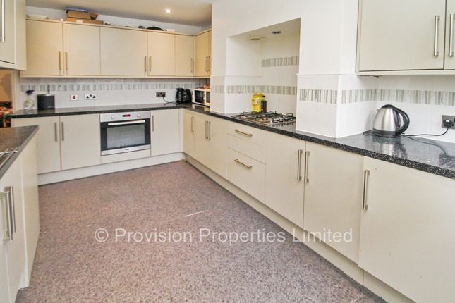 Inglewood Terrace, Woodhouse photo 4