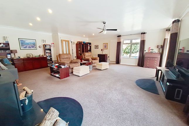 32 Delamore Way, Spalding photo 3
