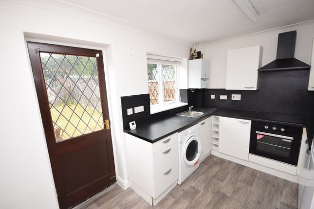 20, Stockwood Way, Surrey photo 4