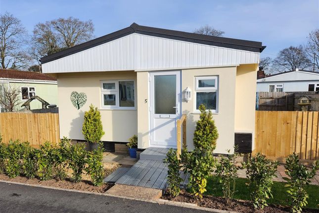 Mobile/park home for sale in Second Avenue, Newport Park, Exeter