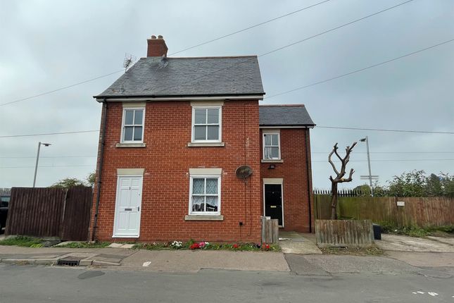 Thumbnail Flat for sale in Station Road, Dovercourt, Harwich