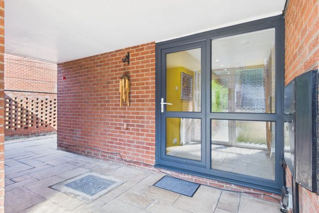 22 Huntsman Wood, Liverpool photo 2