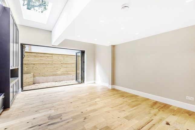 10, Abercrombie Street, London photo 3