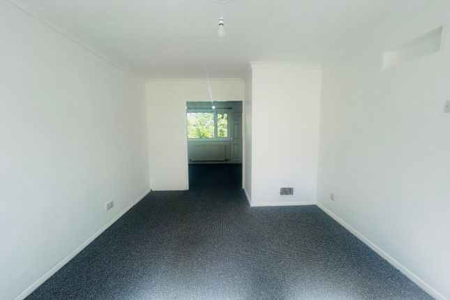 39, Frobisher Drive, SALTASH photo 5