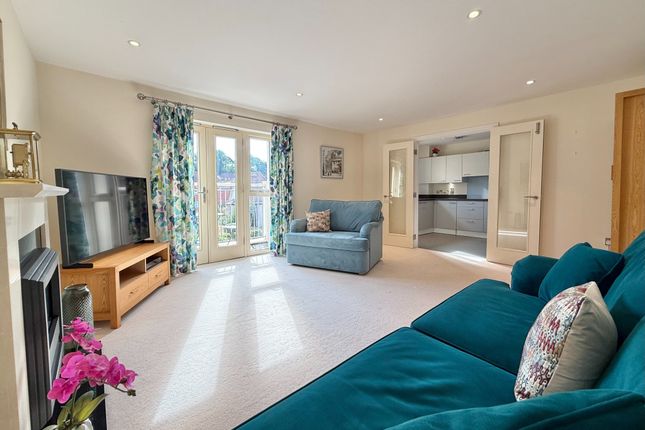 10 Walter Lane, Bishopstoke Park, Eastleigh photo 2