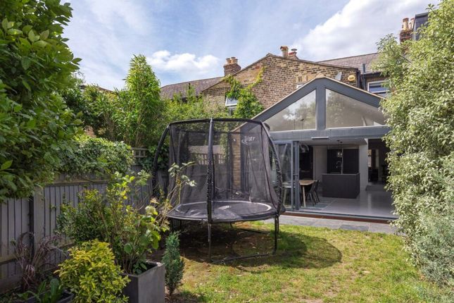 Thumbnail Terraced house for sale in Manor Road, Richmond