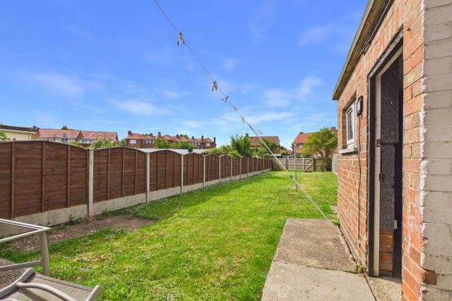10, Arden Road, Beverley photo 4