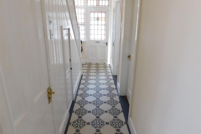 66, Lickhill Road, Stourport On Severn photo 2