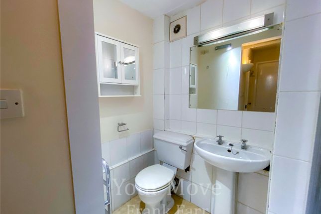 165, Mead Avenue, Berkshire photo 4