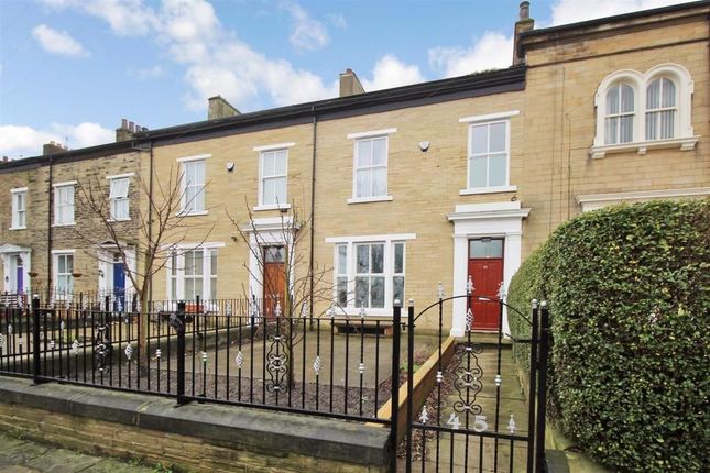 5 Bedroom Terraced in BD8 7SL