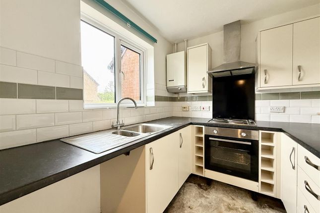 5, Albacore Avenue, Southampton photo 5