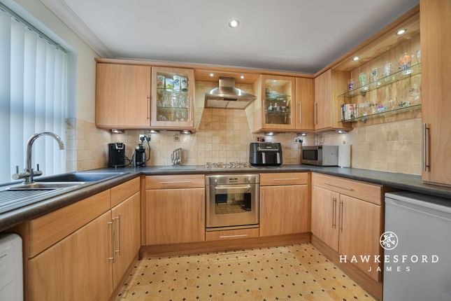 20 Wadham Place, Sittingbourne photo 5