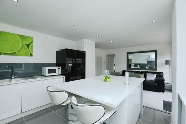 48, Masons Drive, Swaffham photo 3