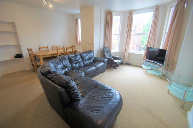 Flat to rent in Central Road, West Didsbury, Didsbury, Manchester M20