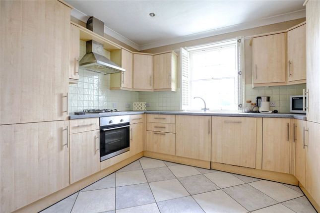 Flat to rent in St. Stephens Road, Cheltenham, Gloucestershire