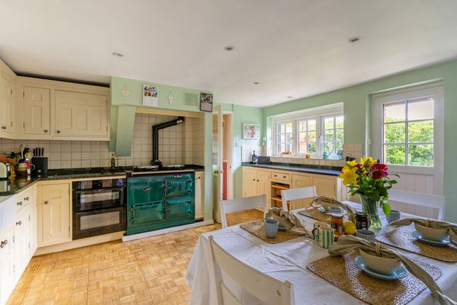 The Cottage, Highclere Street, Newbury photo 3