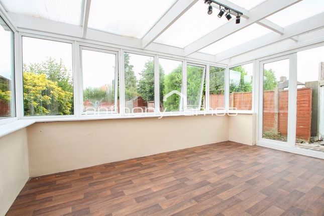 Semi-detached house to rent in Sutcliffe Road, Welling
