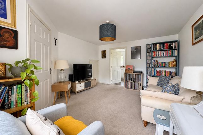 54, Unicorn Way, Burgess Hill photo 2
