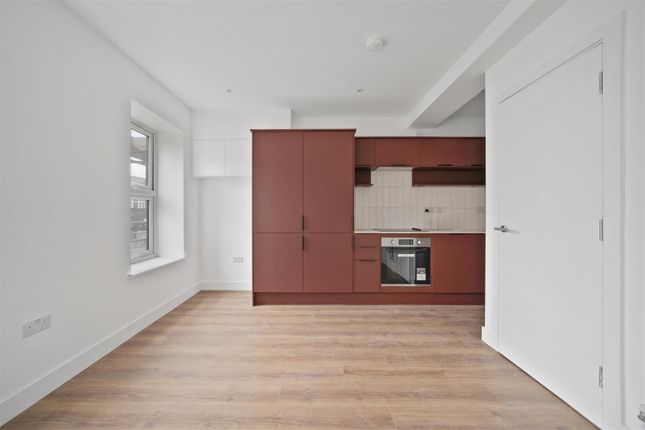 Reception/Kitchen