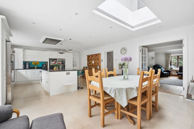 Strathdale, London Road East, Amersham photo 2