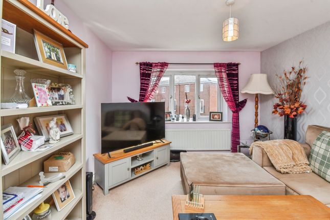 79, Hillier Road, Devizes photo 2