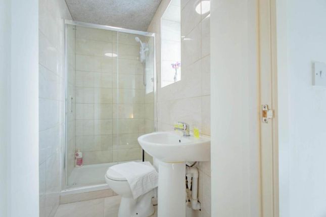 Flat 1, Colum Place, Cardiff photo 4