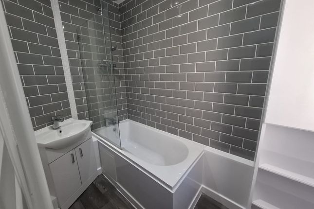39 Tanymarian Road, Swansea photo 5
