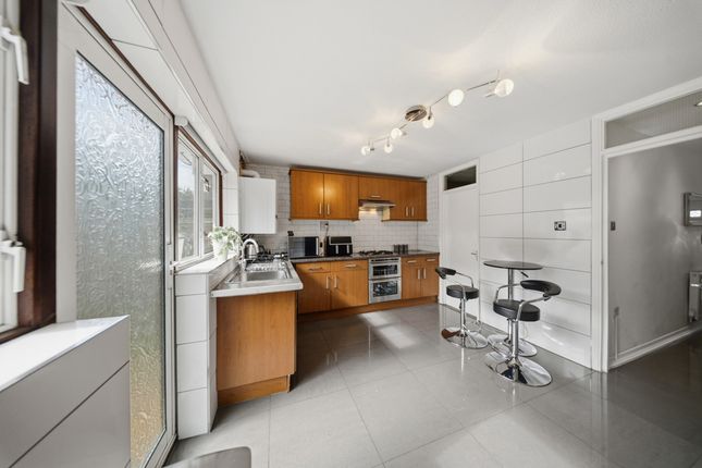 28, Atkinson Road, London photo 4