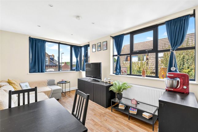 Flat 7, De Vere Court, 91, Hoe Street, London photo 3
