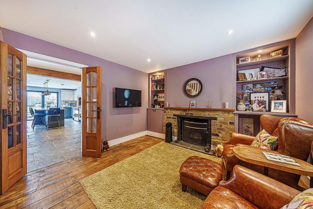 14, Thorney Lane South, Iver photo 4